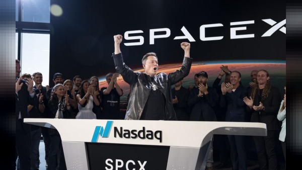 SpaceX’in 75 Milyar Dolarlık Halka Arzı Sonrası Piyasa Değeri 2,94 Trilyon Dolara Ulaştı