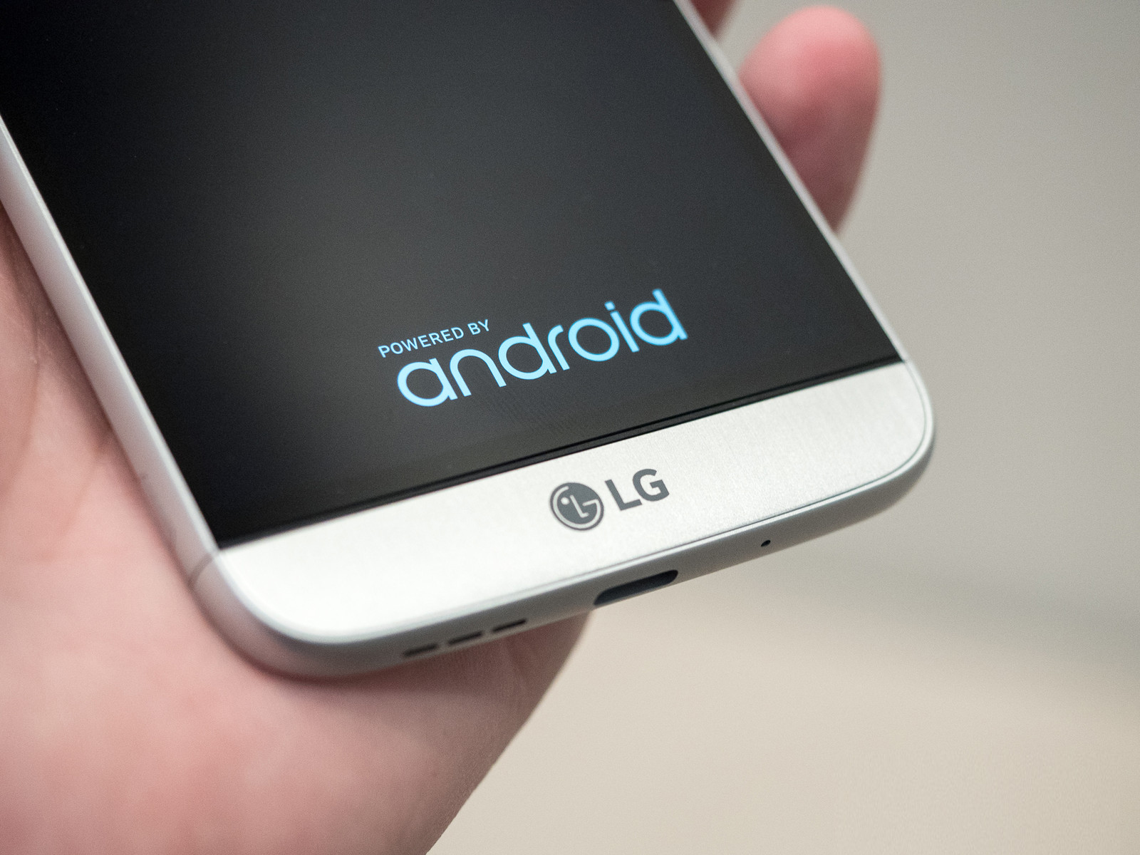 Lg x 3 lg 5. LG g5. LG смартфоны 2023. Модульный смартфон LG. LG g5 характеристики.