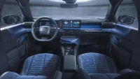 Lancia Ypsilon 2024 Edizione Limitata Cassina: Elektrikli Şıklığın Yeni Tanımı Piyasaya Girdi!