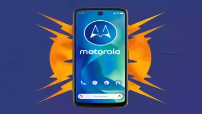 Çin pazarında yer almak isteyen Motorola, yeni etkinliğinde Razr 50