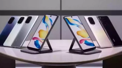 Redmi Note 11 vs. Huawei P Smart S karşılaştırması, birbirine