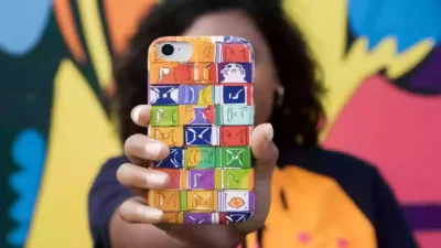 CMF Phone kılıf tasarımında bir yeniliğe gidiyor. 3D yazısı etkisi