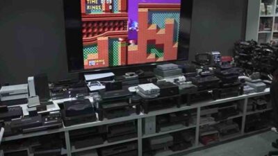 Suudi Arabistan’da yaşayan bir oyun tutkunu, bir televizyona 444 adet