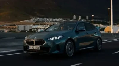 Otomobil tutkunlarının beklediği modeller satışa sunulmaya başlandı. BMW 120, uzun